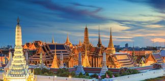 Real English Conversation: Holidays going to Thailand