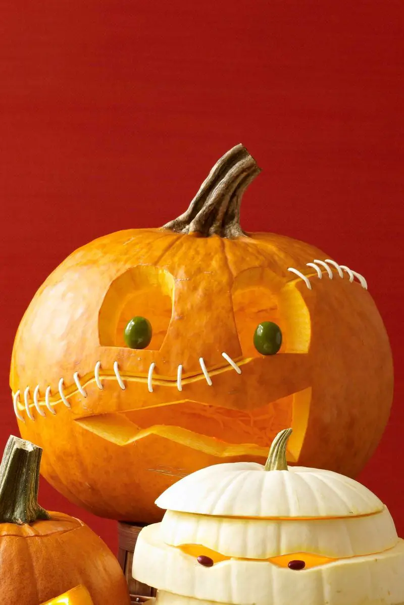 5 Fun Pumpkin Carving Ideas 2022 | Helena Daily English